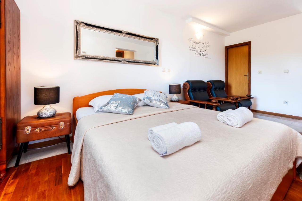 רוביני Guest House Casa Santin מראה חיצוני תמונה