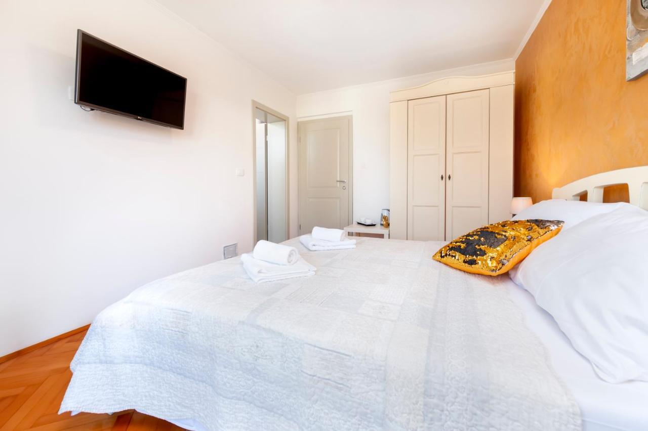 רוביני Guest House Casa Santin מראה חיצוני תמונה